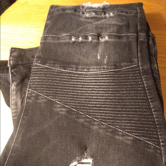 Balmain Destroyed Slim Fit Jeans - Picture 4 of 8